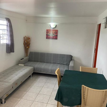 Logement De 40M2 Avec Terrasse, Moderne Et Equipe Petit-Canal Eksteriør bilde